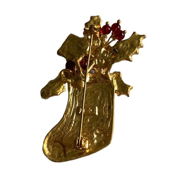 CHRISTMAS Brooch Pin - Gold Tone Red & Green Enameled Stocking - Picture 3 of 4
